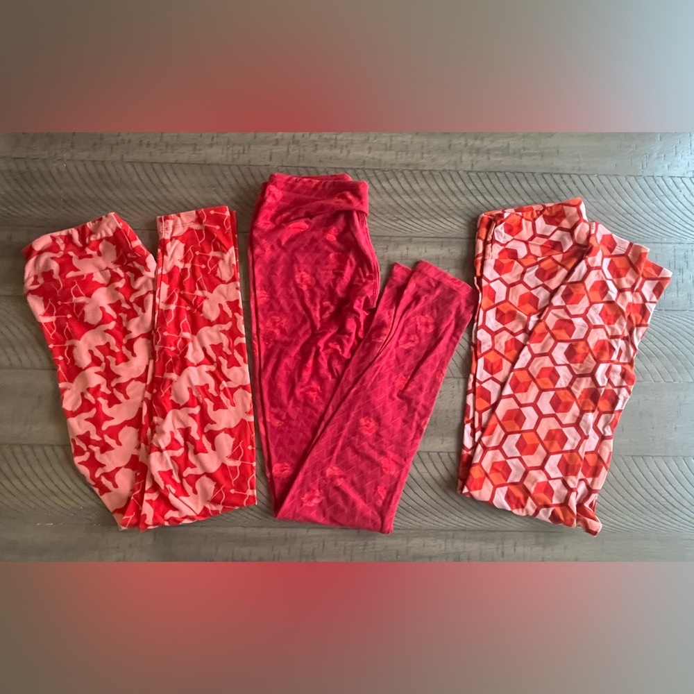 LuLaRoe Valentine’s Leggings Bundle 3 pair One Size